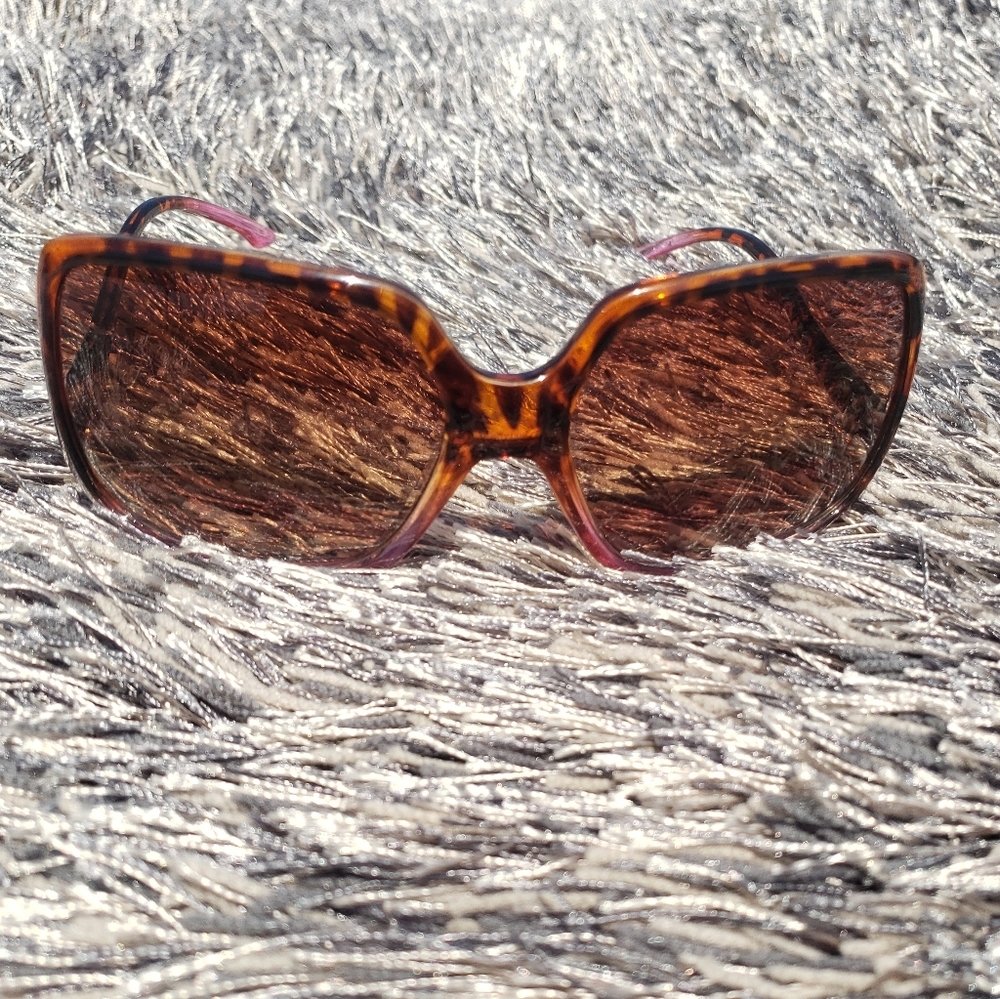 Leopard and Fuchsia Sunglasses